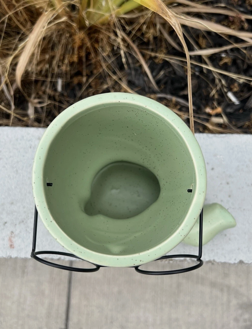 Lazy Man Planter Pot